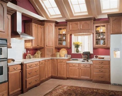 Looks like a permanent island but has industrial casters for moving it. 4 Ultramodern Kitchens with Movable Components | Kitchen design, Modern farmhouse kitchens ...
