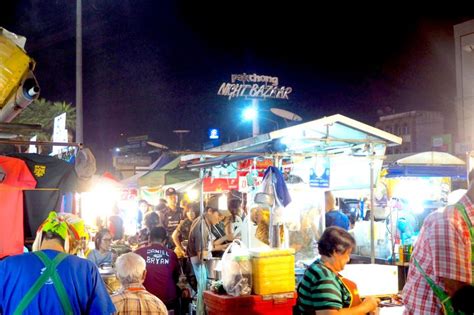 Khao soi khun yai came highly recommended and we found it mentioned in many articles and blogs. Pak Chong Night Market, Khao Yai - Authentic Local Market ...