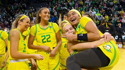 oregon women s basketball s dominating victory against no 9 uconn