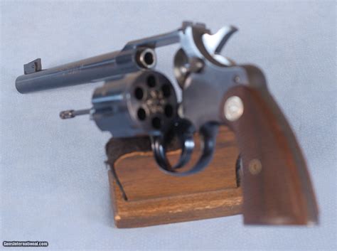 Soldcolt Officers Model Heavy Barrel Revolver In 32 Colt Caliber