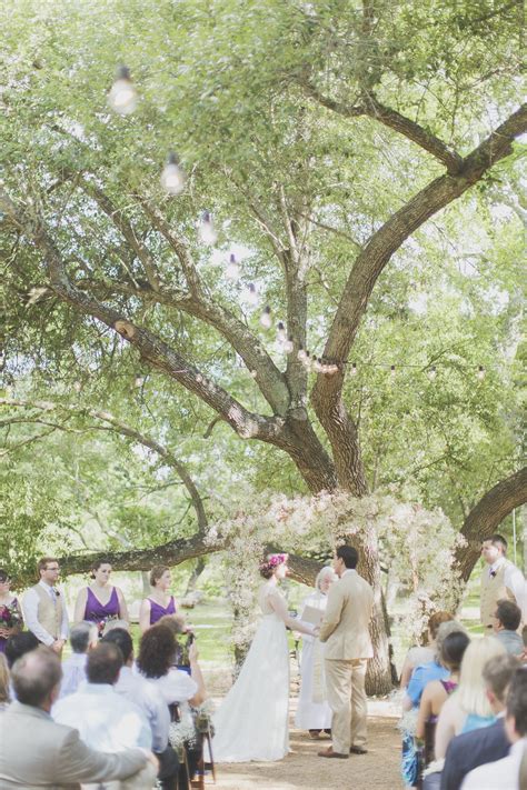 Beautiful June wedding at Blue Rock Estates. Helena & Jose chose to