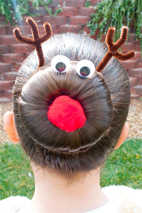 See more ideas about christmas hairstyles, hairstyle, hair styles. 20 Christmas Hairstyles To Rock This Holiday Season