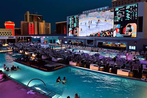 7 Best Rooftop Pools Las Vegas 2024 Update