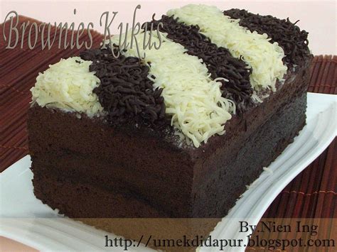 Berikut cara mudah membuat masker kain 3 lapis secara mandiri Brownies coklat keju amanda.