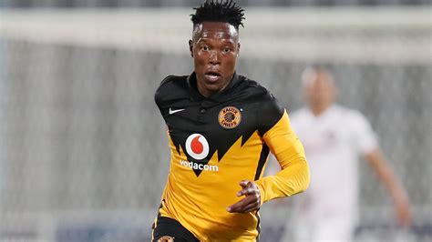 Two generations of chiefs players met to talk about the club, how it was playing back then, the june 16 uprisings. Kaizer Chiefs defender Zulu: We are fixing where we need ...