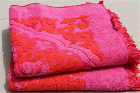 60s Vintage Cotton Bath Sheet Beach Blanket Towels Hot Shocking Pink