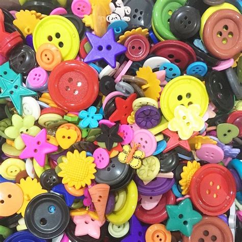 Assorted Craft Buttons 500pcs