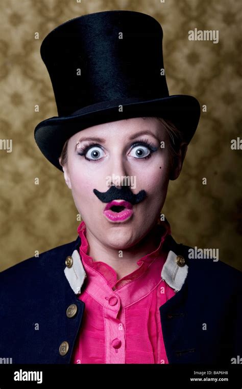 Top Hat Hi Res Stock Photography And Images Alamy