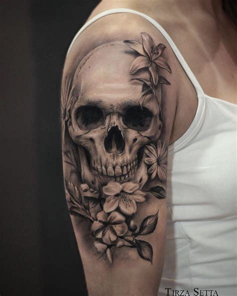 Pretty Skull Tattoos Feminine Skull Tattoos Skull Thigh Tattoos