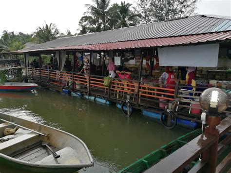 Kato ado pasar terapung la Kembara Minda 7: Pasar Terapung Pengkalan Datu
