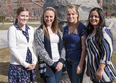 Nursing Students Gain Experience Treating Mental Illness And The