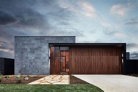 Designed specifically for builders, developers, and real estate agents working in the home building industry. Courtyard House by Auhaus Architecture in Barwon Heads ...