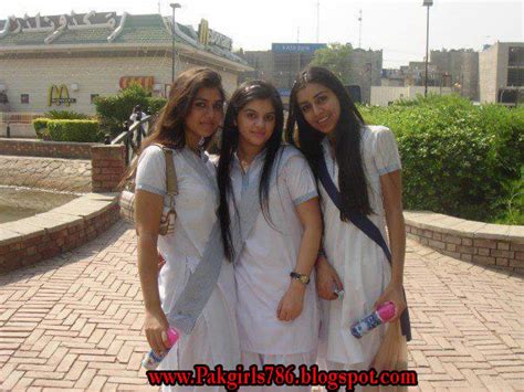Desi Girls School Photos 2016 Form Indian And Pakistan