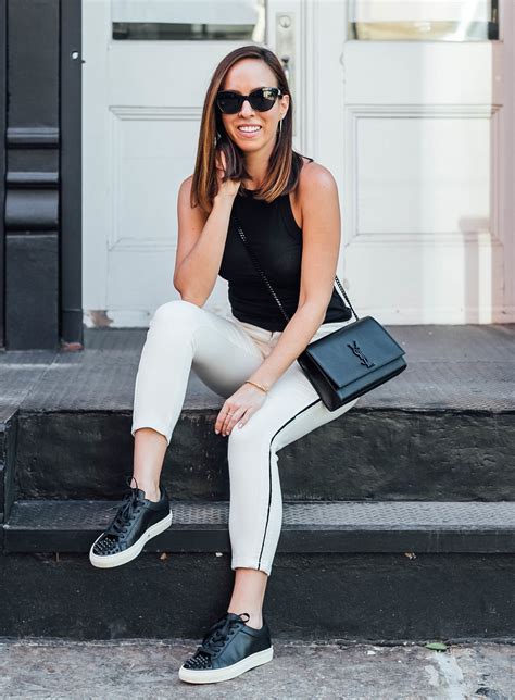 Sydne Style Shows How To Wear Jeans With Sneakers Sydne Style