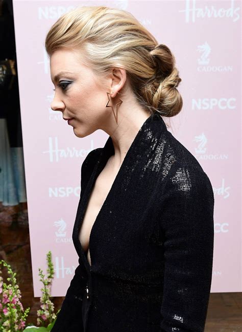 Game Of Thrones Babe Natalie Dormer Turns Braless Temptress With