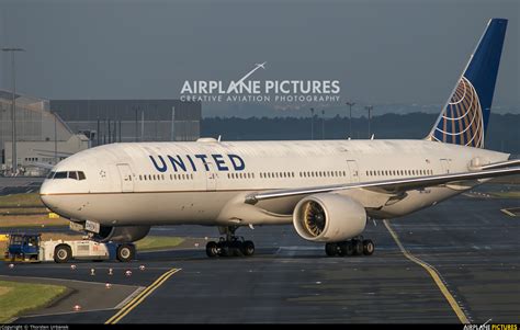 N776ua United Airlines Boeing 777 200er At Frankfurt Photo Id