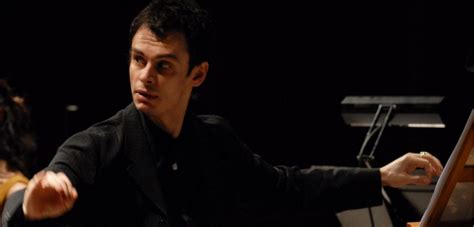 Η μεγάλη πέμπτη σύμφωνα με τον χριστιανισμό η ιερή μέρα κατά την οποία εορτάζεται ο μυστικός δείπνος του ιησού χριστού με τους 12 αποστόλους. Μεγάλη Πέμπτη με το εμβληματικό Ρέκβιεμ του Mozart στο ...