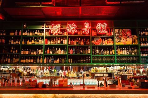 20 Best Bars In Hong Kong Cool Bars Bar Interior Design Hong Kong