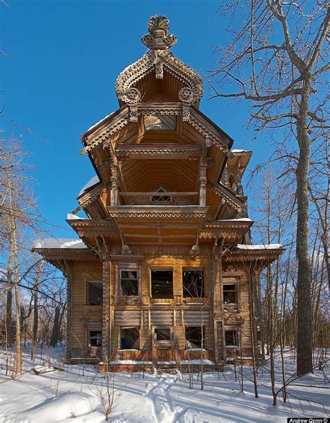 Abandoned Russian Wooden MansionsПустеещи руски дървени къщи Staro Novo