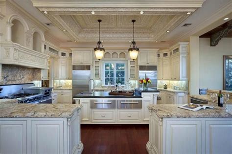 Some of the best kitchen peninsula ideas originate out of the need to work with an unusual sized kitchen layout. 27 Gorgeous Kitchen Peninsula Ideas (Pictures) - Designing ...