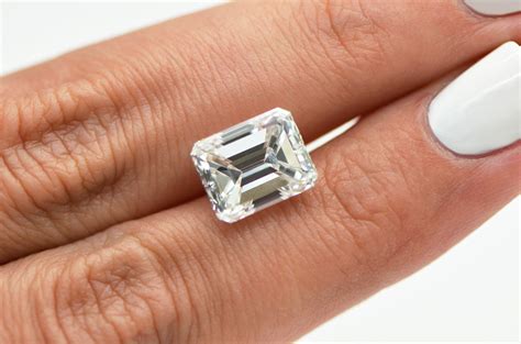 Emerald Cut Diamond Lab Grown Loose 515 Carat E Vvs2 Igi Certificate