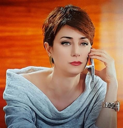 Bu sayfa oyuncu sanem çelik hakkında biyografisi, özgeçmişi, dizilerde oynadığı roller, şu anda hangi dizide oynuyor, sosyal medya hesapları, ajansı, web sitesi ve hakkında çıkan haberlere yer verir. Sanem Çelik kaç yaşında | Fotoğraf İndir