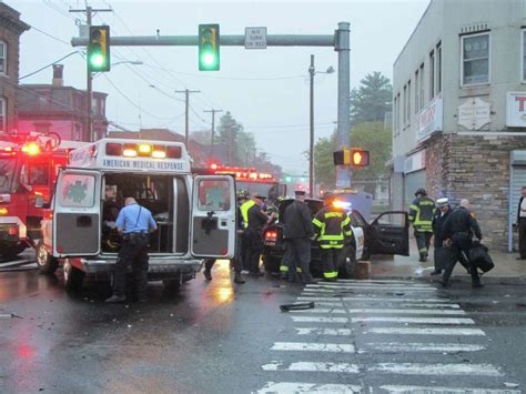 2 Bridgeport Cops Hurt In 3 Car Crash