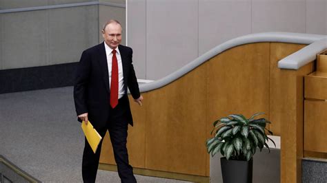 Putin Endorses Brazen Remedy To Extend His Rule Possibly For Life The New York Times