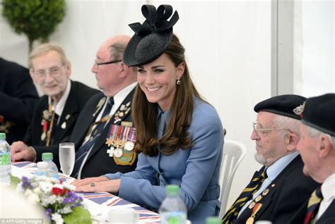 duke and duchess of cambridge join normandy d day celebrations as they meet british veterans for