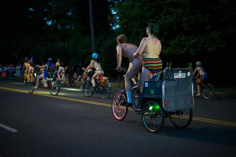Photos Bicyclists Bare All For 2019 World Naked Bike Ride In Portland Ore Kboi