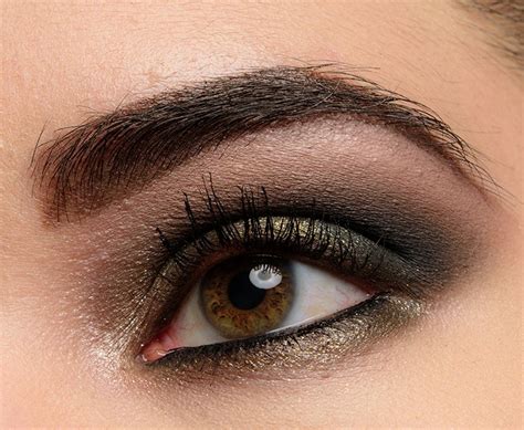 ¿cómo Maquillar Ojos Miel Técnicas Y Tips Para Lucir Una Mirada