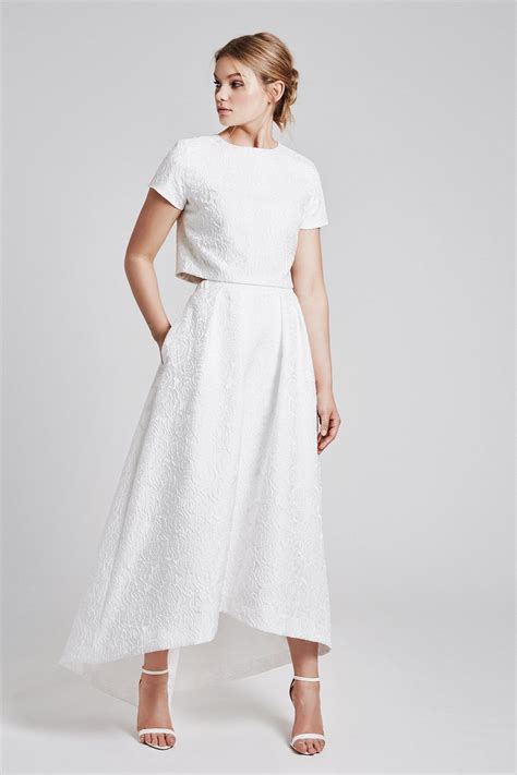 Download and use 8,000+ minimalist stock photos for free. Hochzeitskleid D0035 | Hochzeitskleid, Boho Brautkleid ...