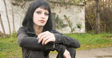 goth girl opposes prison abolition for fear that the serial killer she wrote letters to will