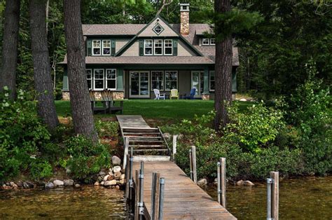 Beautiful New England Cabin Designed For Relaxing Lakeside Getaways