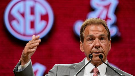 Sports World Reacts To Nick Saban Announcing Hes Retiring As Coach Of
