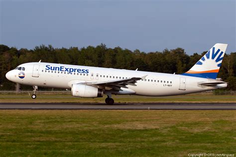 Sunexpress Avion Express Airbus A320 232 Ly Nvy Photo 344071