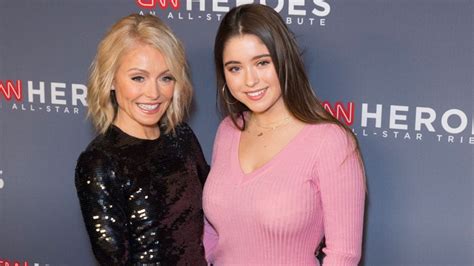 Kelly Ripa And Mark Consuelos Daughter All Grown Up At Her Prom Nbc 6