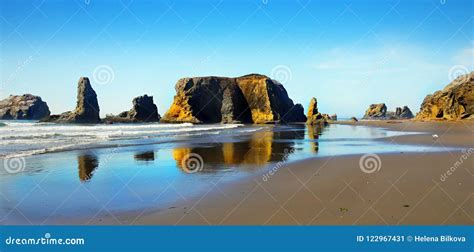 Sea Stacks Oregon West Coast America Tourist Attraction Stock Image