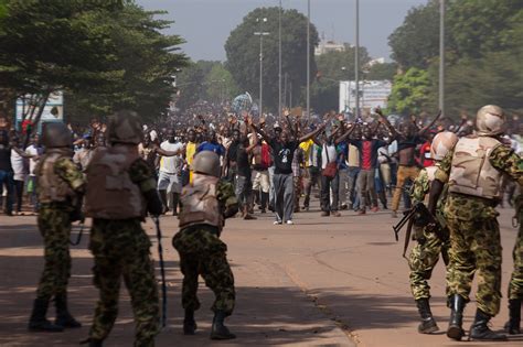 Burkina Faso Manifestation Sur La Situation Sécuritaire Dégradée Après