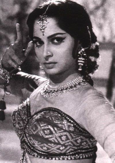waheeda rehman most beautiful indian actress beautiful indian actress vintage bollywood