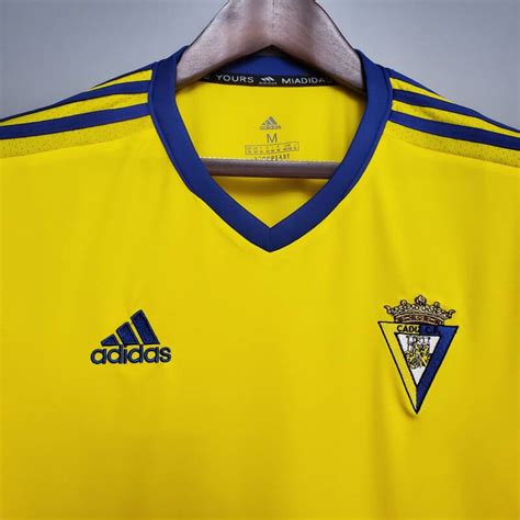 Cádiz club de fútbol, s.a.d., known simply as cádiz, is a spanish professional football club based in cádiz, andalusia. Primera equipación Stadium Cádiz 2020/21 - Trizhop