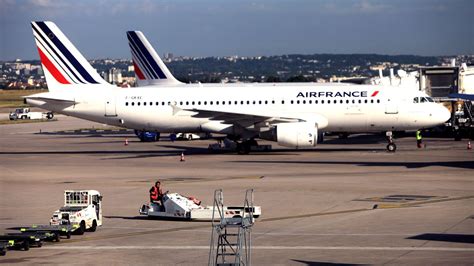 Crise Sociale En Guyane Air France Annule Ses Vols Vers Cayenne