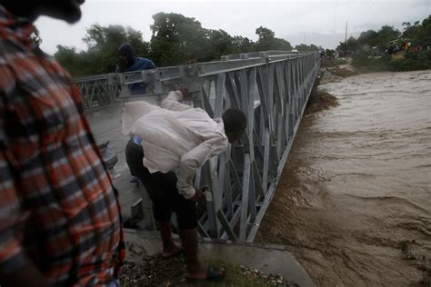Hurricane Matthew Photos Of Flooding And Landslides In Haiti Cuba And Dominican Republic
