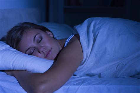 a company will pay a sleeping beauty to test out mattresses