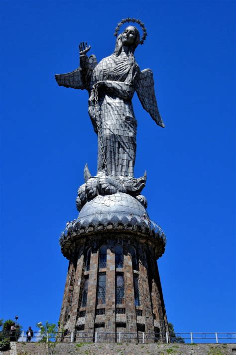 Virgin Of Quito On El Panecillo In Quito Ecuador Encircle Photos