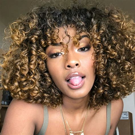 Pinterest Agathamont3 Instagram Agathamont3 Highlights Curly Hair Dyed Curly Hair