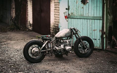 Yekaterinburg is the fourth largest russian city by population and is the capital of the ural region. Ural of the day - Inazuma café racer
