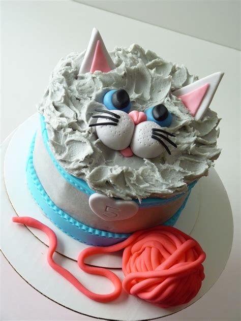 Pin By חגית בריל On Mimis Creations Kitten Cake Cat Cake Birthday