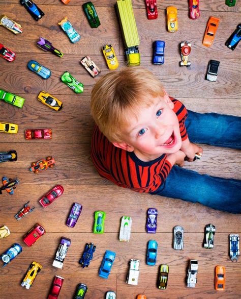 No juegos con temática infantil, claro, los hay muy buenos, especialmente en wii. 5 juegos de coches para niños de 5 años | Fotos de cumpleaños de niños, Fotografia de niños ...