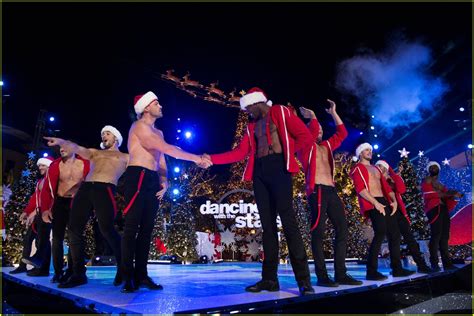Dancing With The Stars Men Go Shirtless As Sexy Santas For Finale Performance Photo 3991466